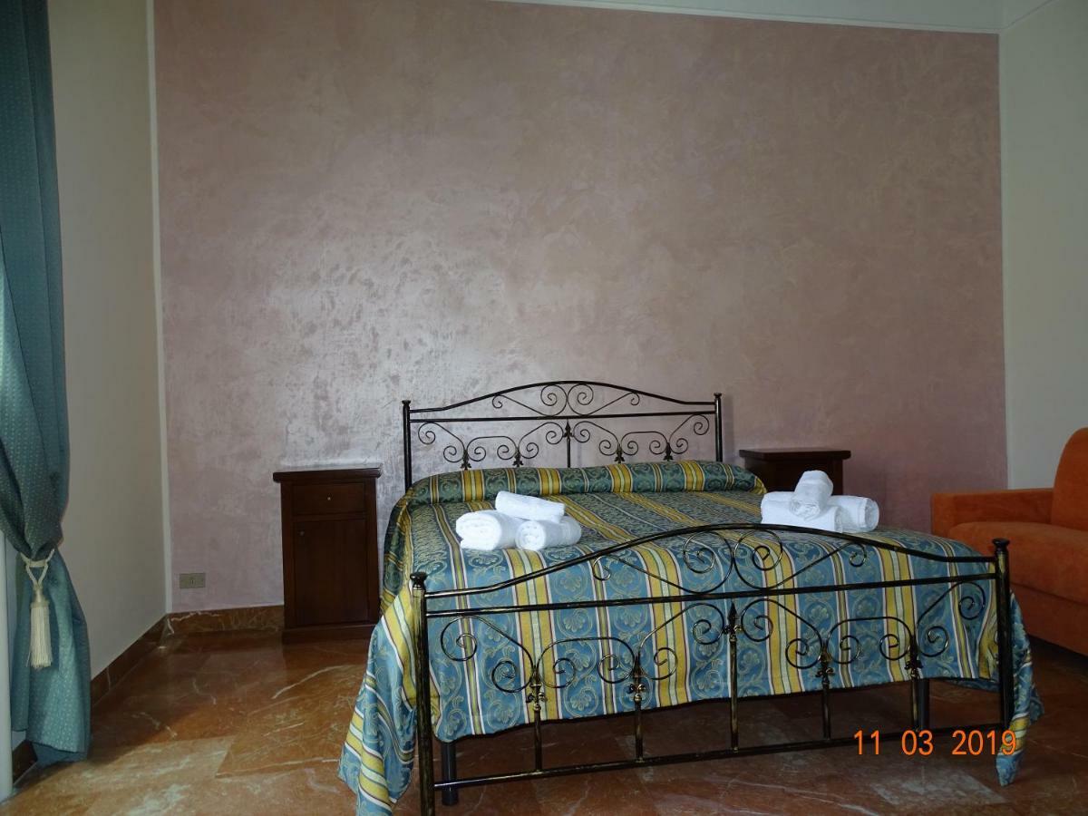 B&B New Antico Palazzo Parabita Zewnętrze zdjęcie