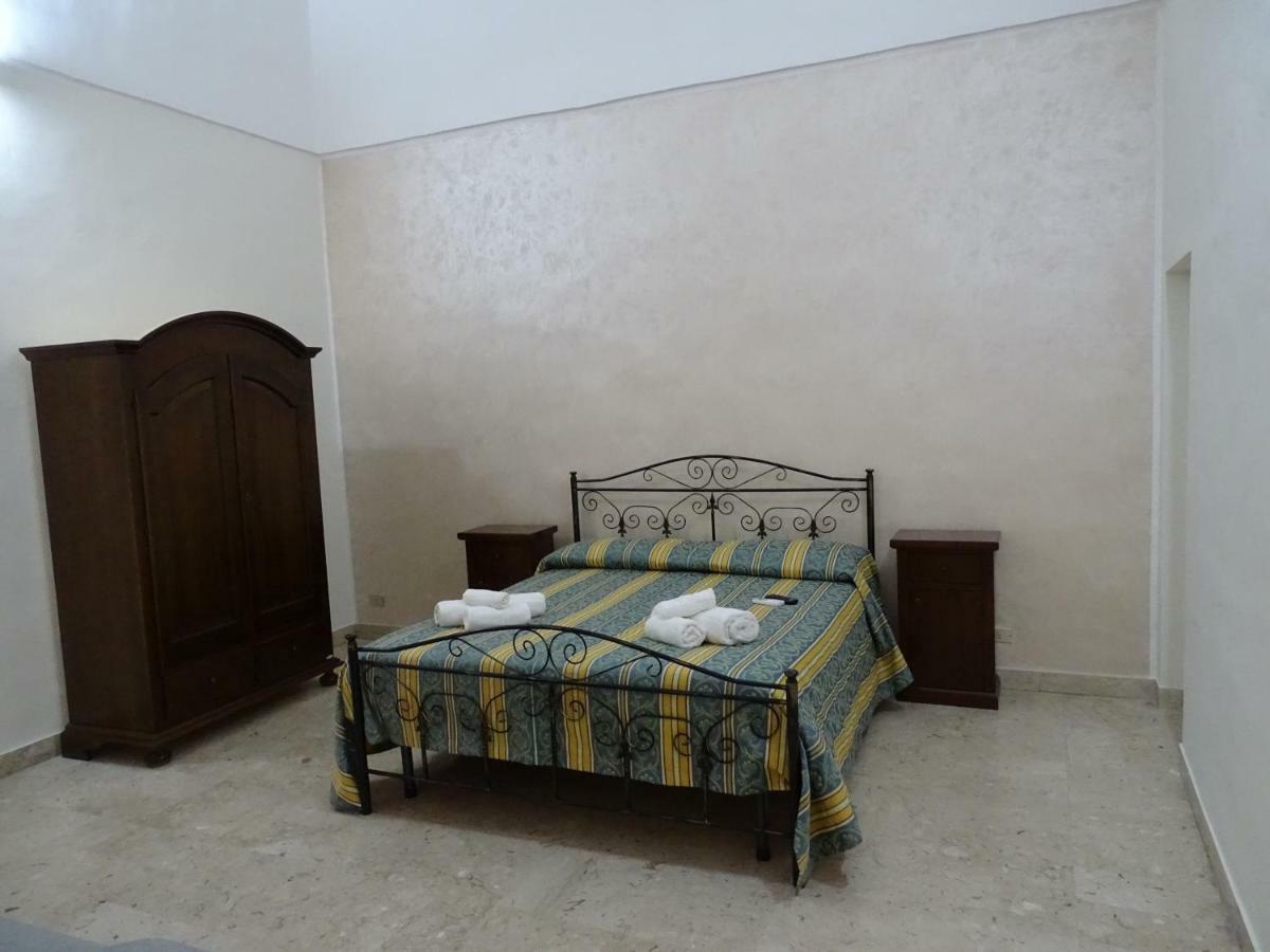 B&B New Antico Palazzo Parabita Zewnętrze zdjęcie